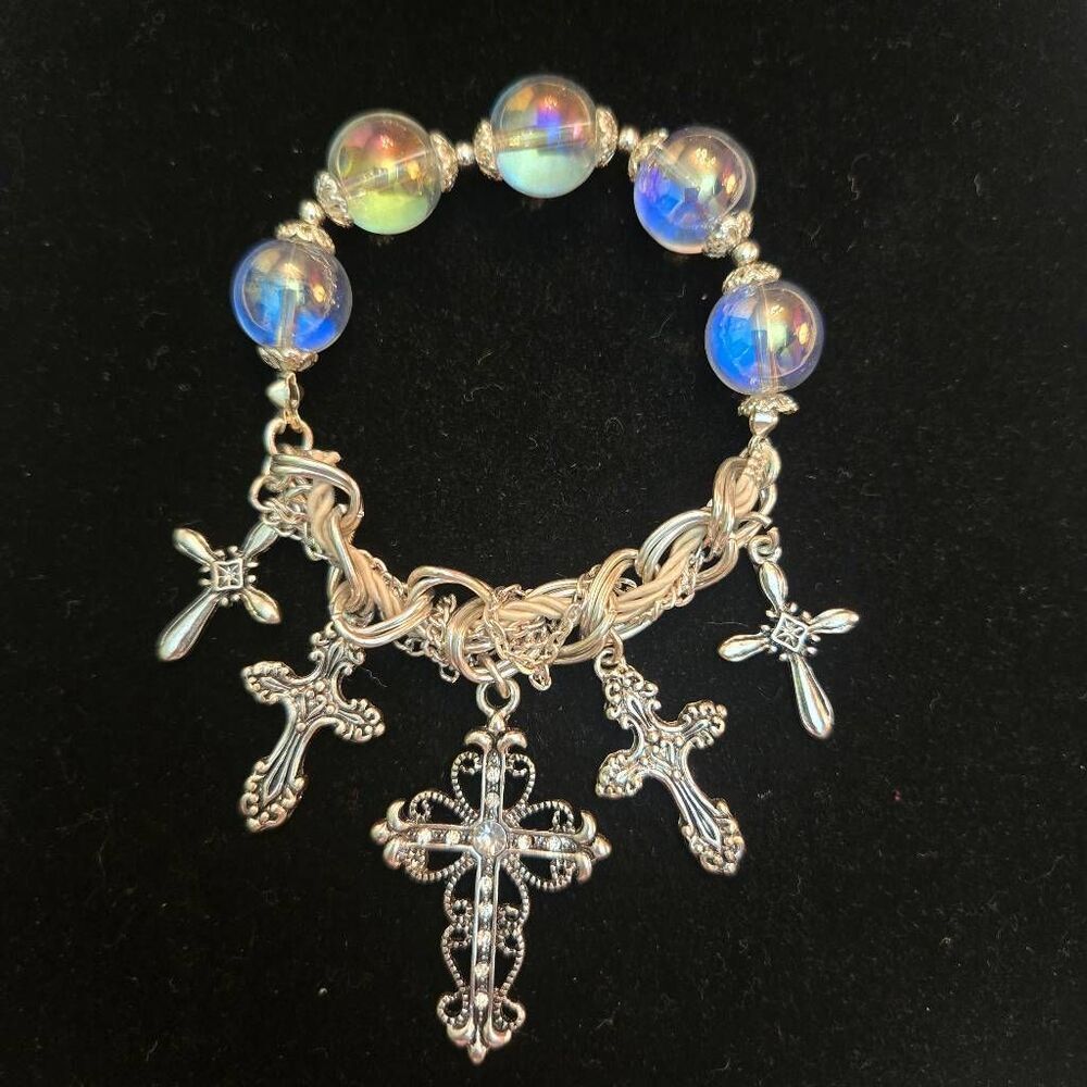 NEW Silver Cross & Bead Stretch Bracelet